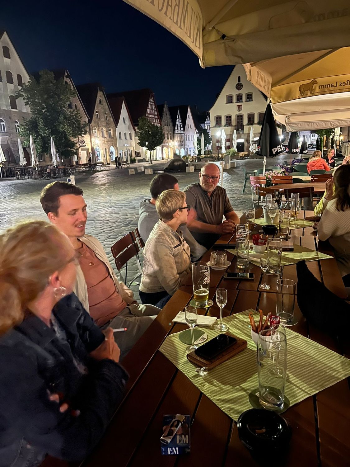 Einladung des „Königs“ am wunderschönen Laufer Marktplatz
